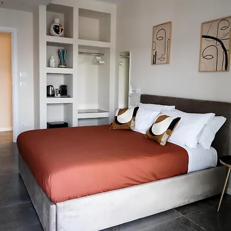 Morris Guest house *